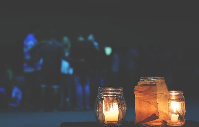 Lichtjeswandeling voor overleden kindjes