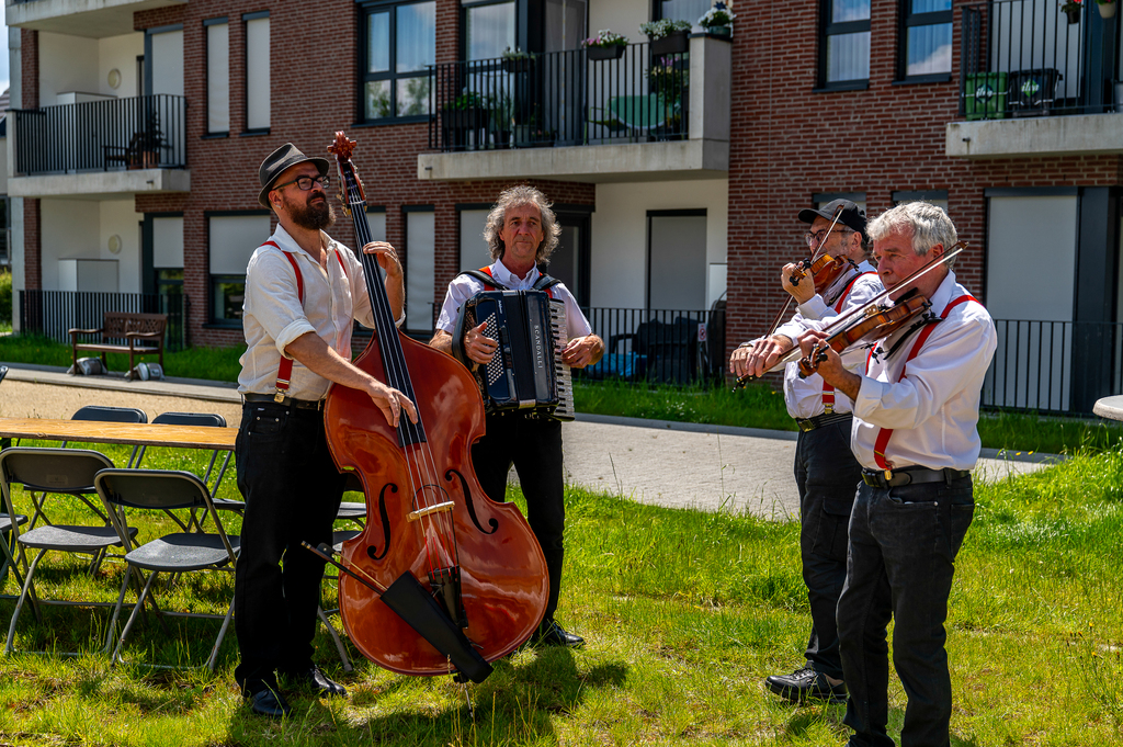 Zomerdrink Winnik omarmt-6