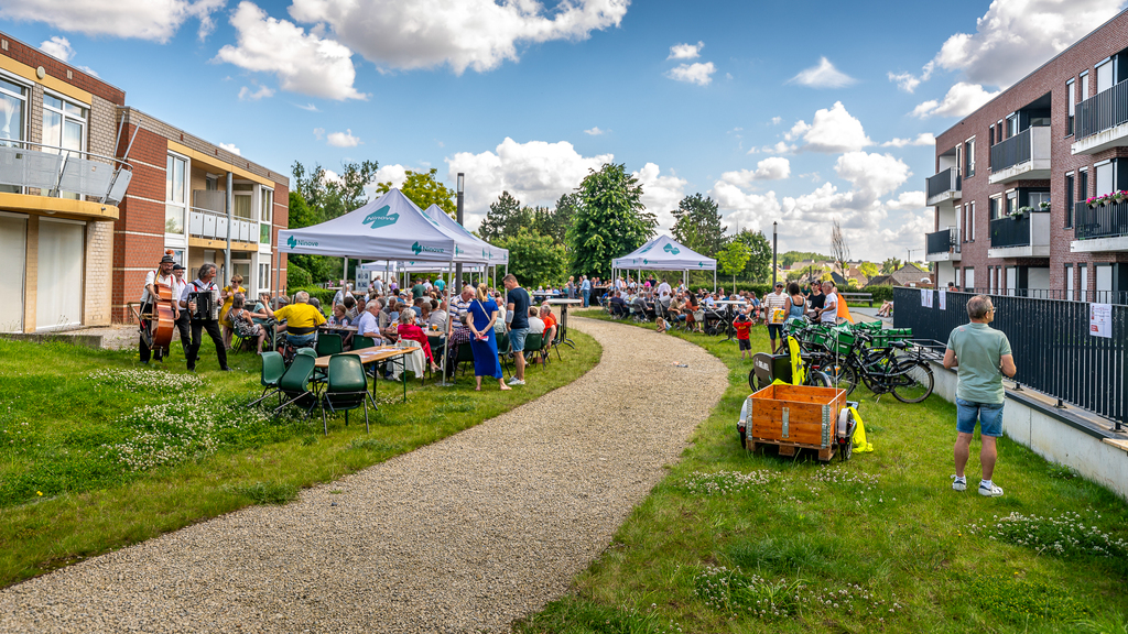 Zomerdrink Winnik omarmt-50