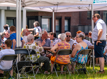 Zomerdrink Winnik omarmt-15