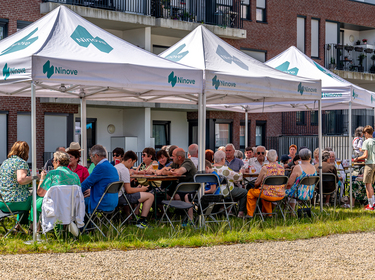 Zomerdrink Winnik omarmt-8